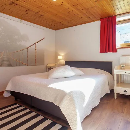 Vintage With Private Garden In Rendeux * Magoster
