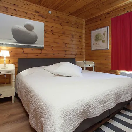 Vintage With Private Garden In Rendeux * Magoster